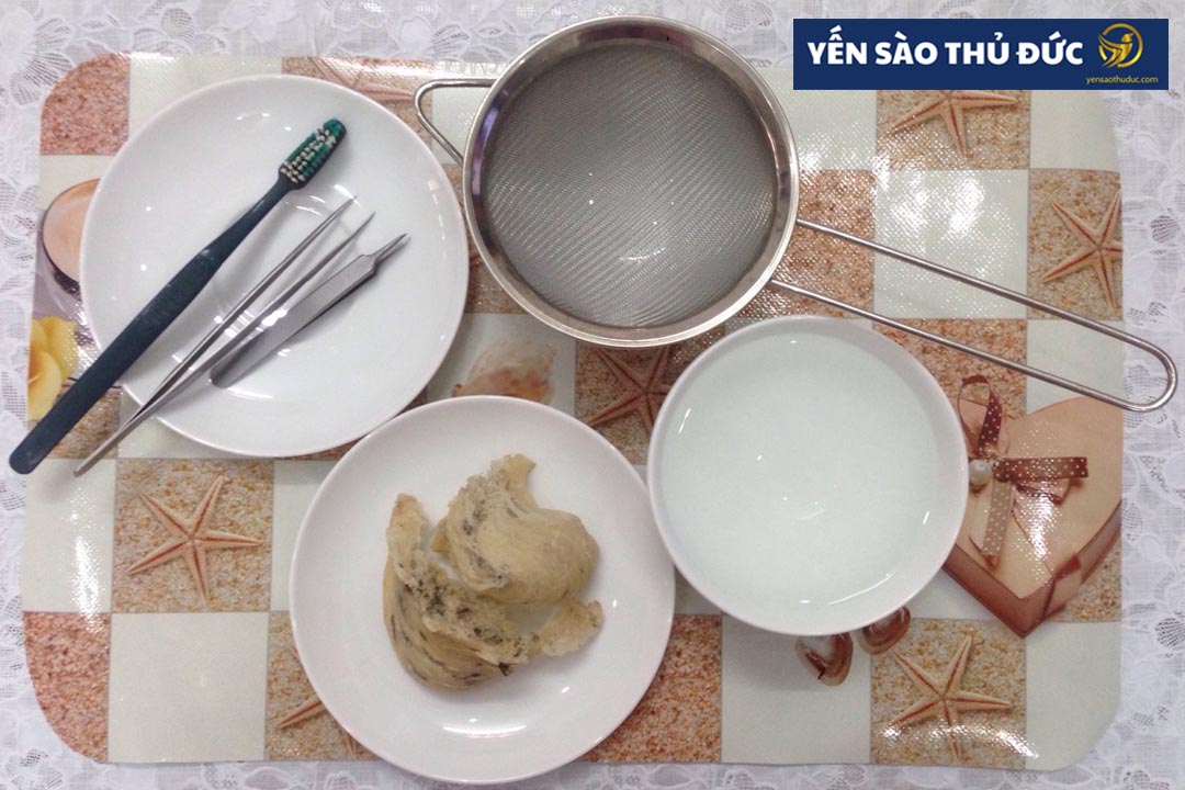 Dụng cụ để bạn tự thực hiện cách nhặt lông yến tại nhà