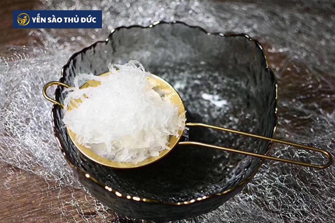 Tổ yến thượng hạng có lợi ích gì về mặt khoa học? Đàn ông ăn yến có tốt không?